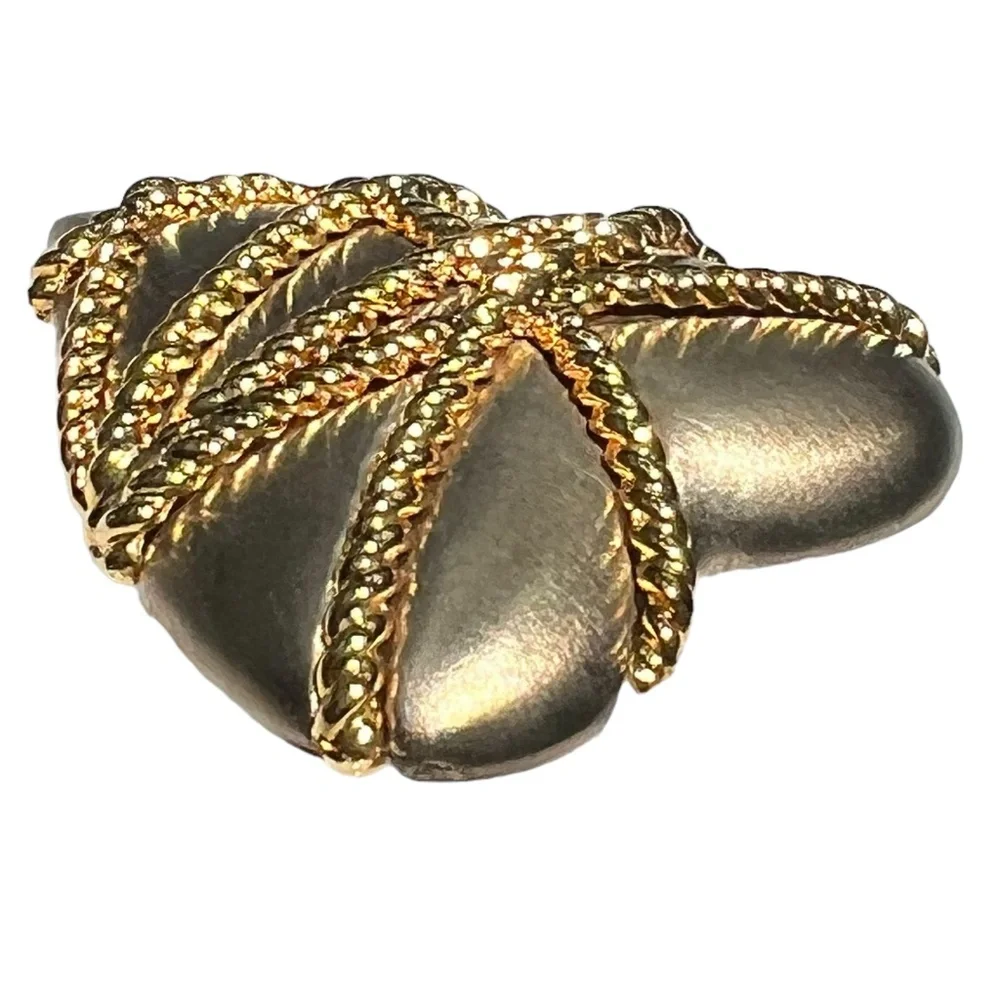 VINTAGE HEART BROOCH IN SILVER TONE WITH GOLD TONE ROPES